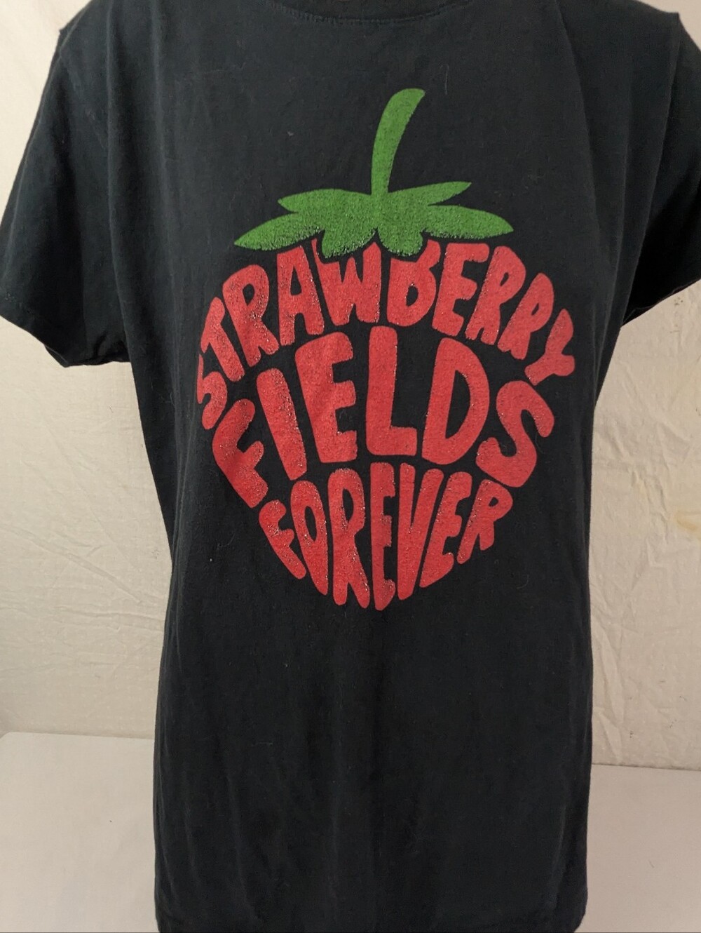 Strawberry Fields Forever Black W/Red & Green Tee The Beatles Classic Song Large